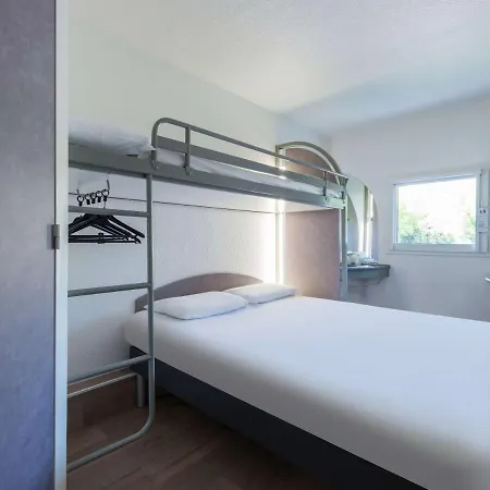 Ibis Budget La Rochelle Centre 2*